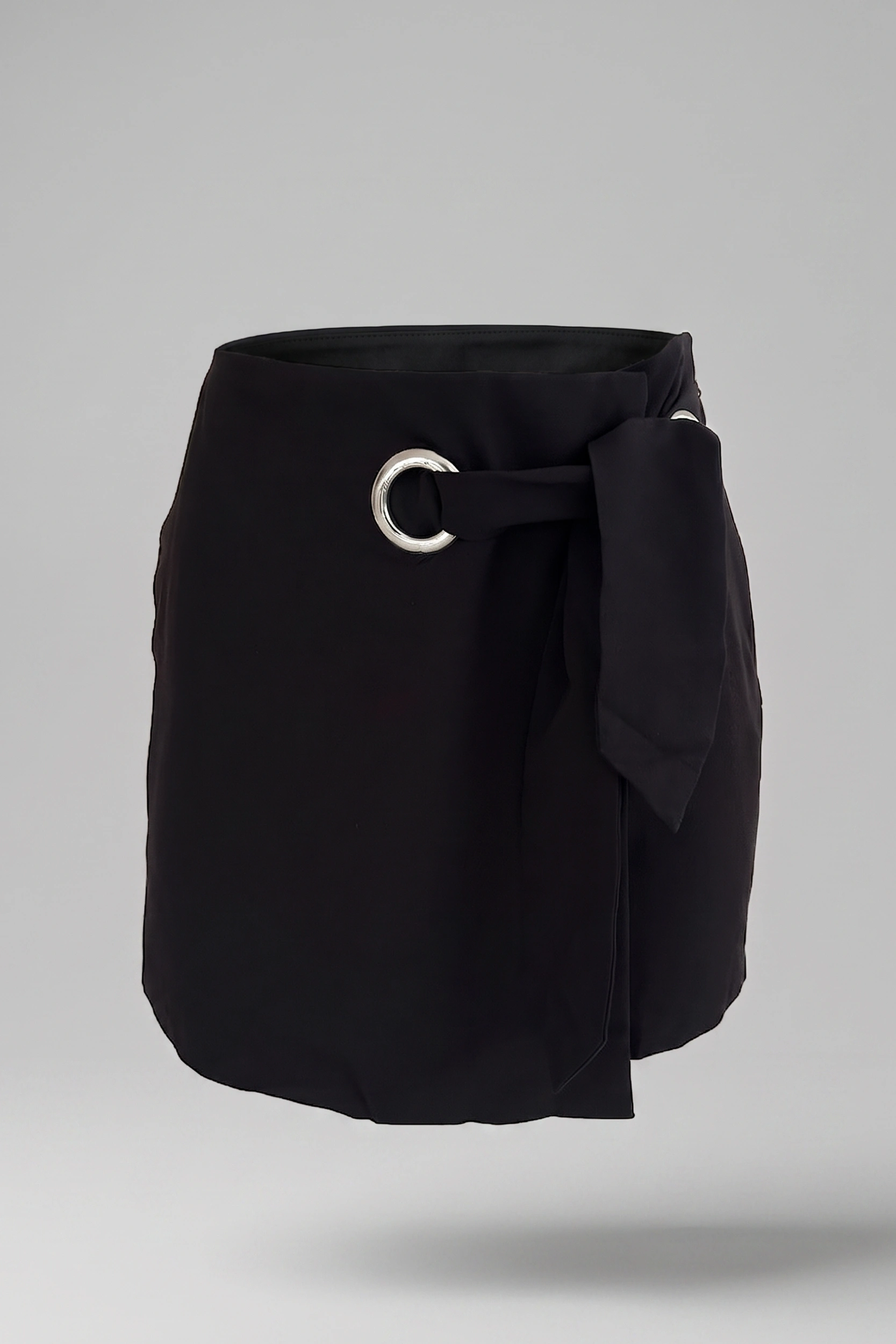 Plain Tie Front
